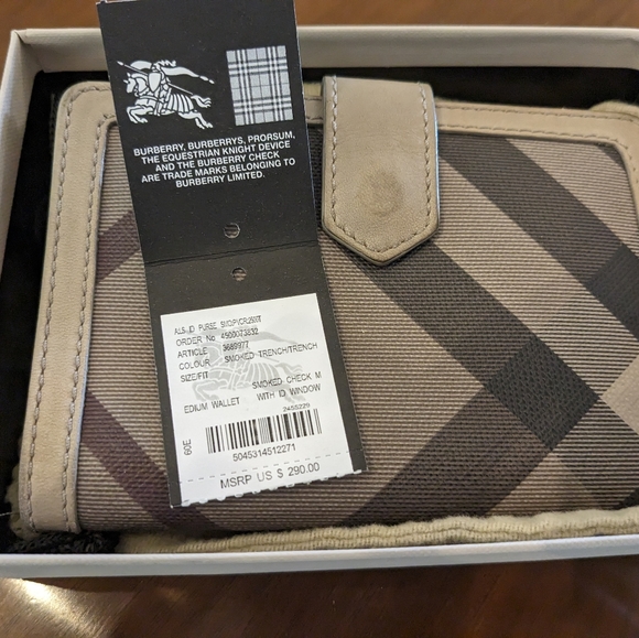 Burberry Wallet in Smoked Trench - Picture 3 of 10